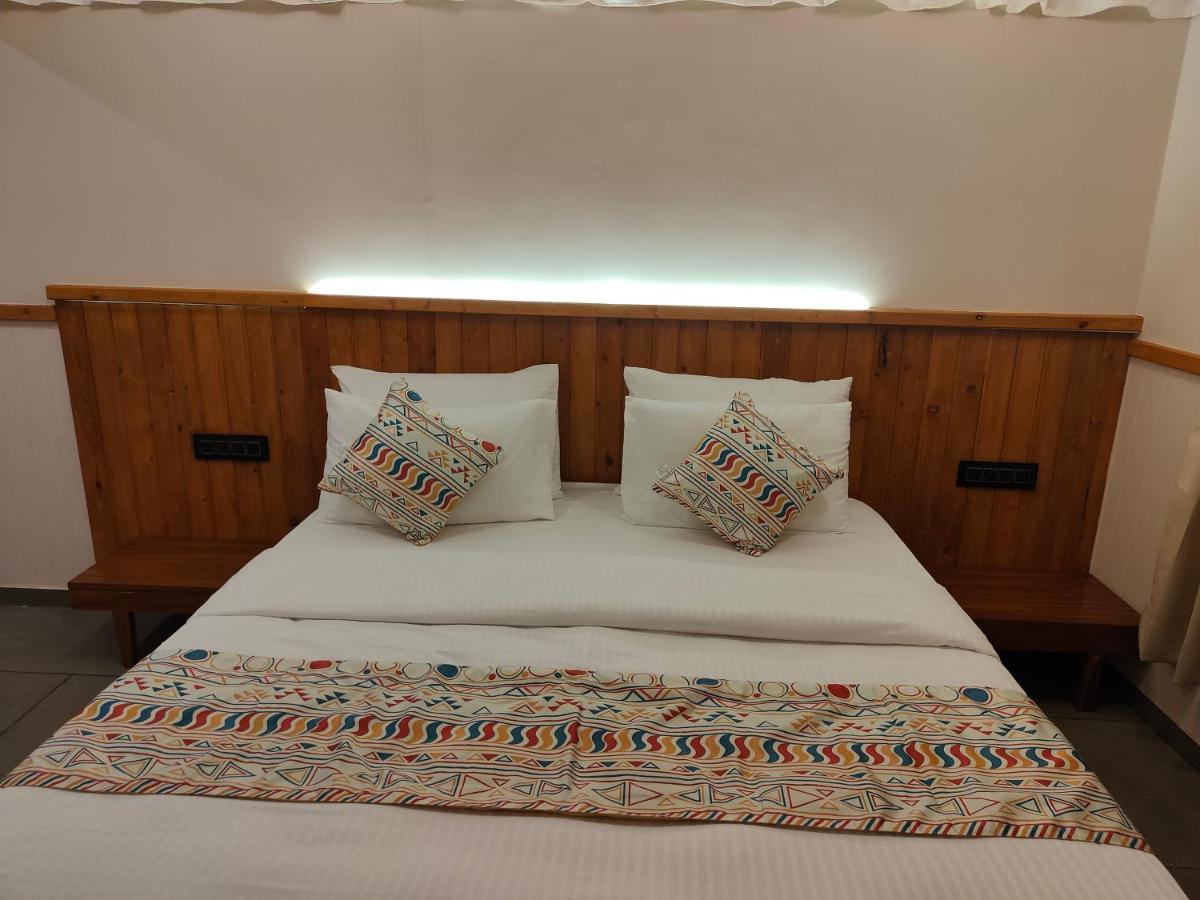 Nirvana Resort And Restaurant Garudeshwar Exterior foto